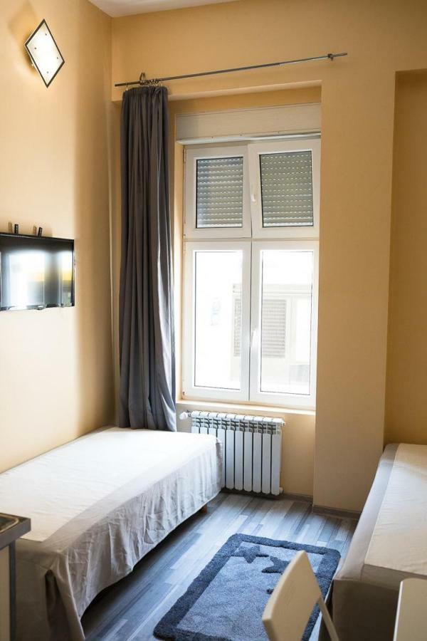 Pension 11 Apartments By Lorenc Berlin Exterior foto